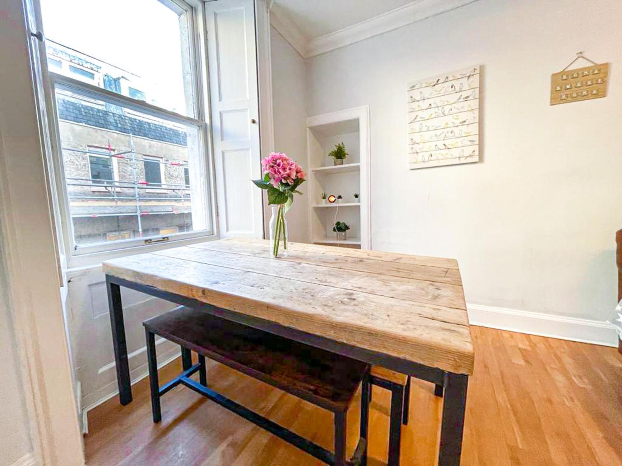 Rose Street'S Hidden Treasure- 2Bed Newly Refurbished Apt — Photos 1